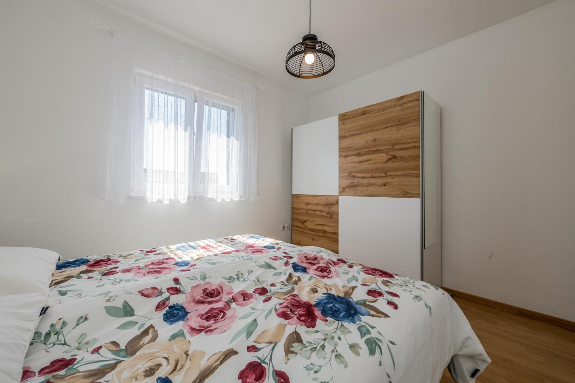 Sun Island Apartment Trogir Exterior photo