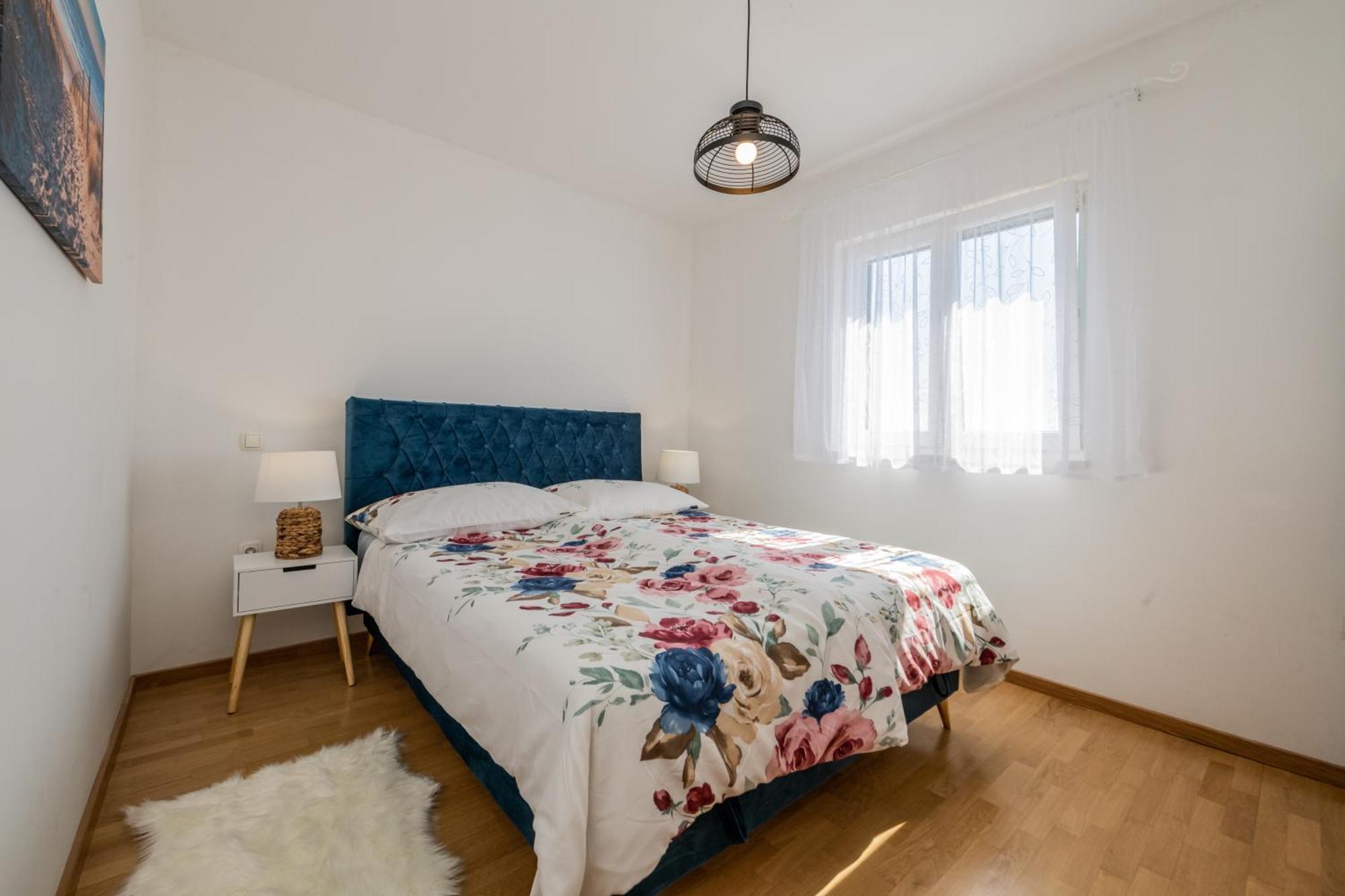 Sun Island Apartment Trogir Exterior photo